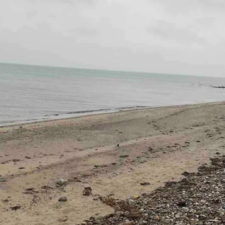בית נופש Quietly Located Close To The Sea Brenderup